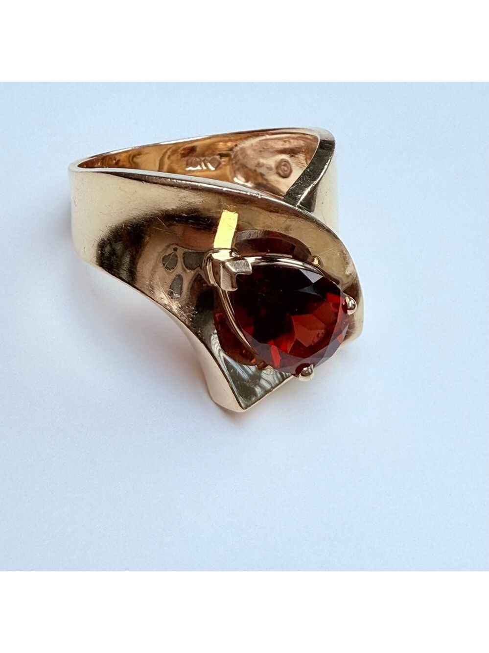 Estate 10k Solid Yellow Gold 1.87 CT Natural Garnet Hyper Modernist Ring Size 7 - Picture 3 of 12